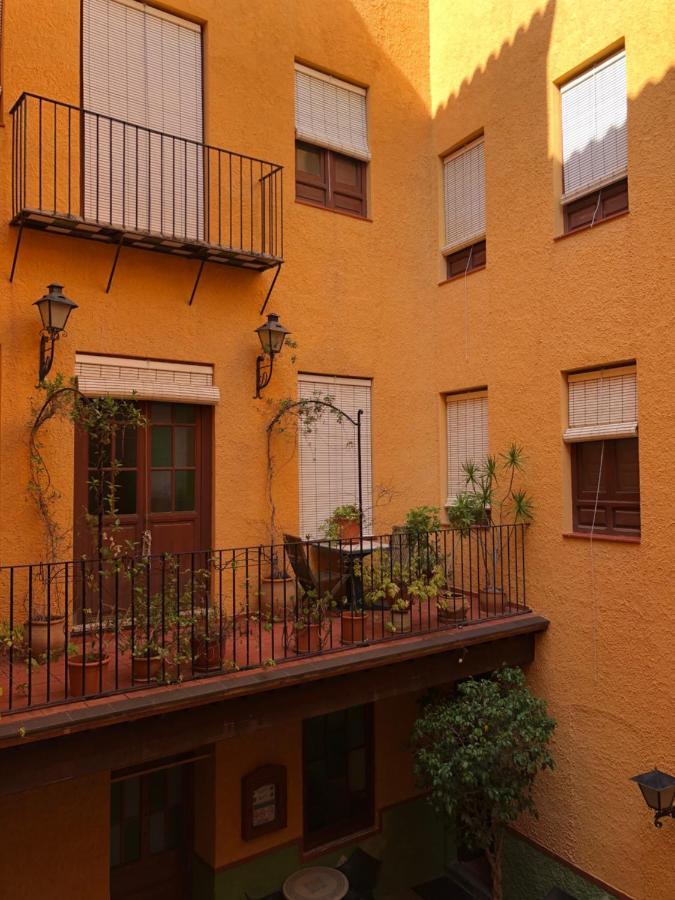 Hostal Loreto Denia Bagian luar foto